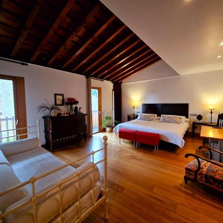 Posada Los Calderones Santillana del Mar Eksteriør bilde